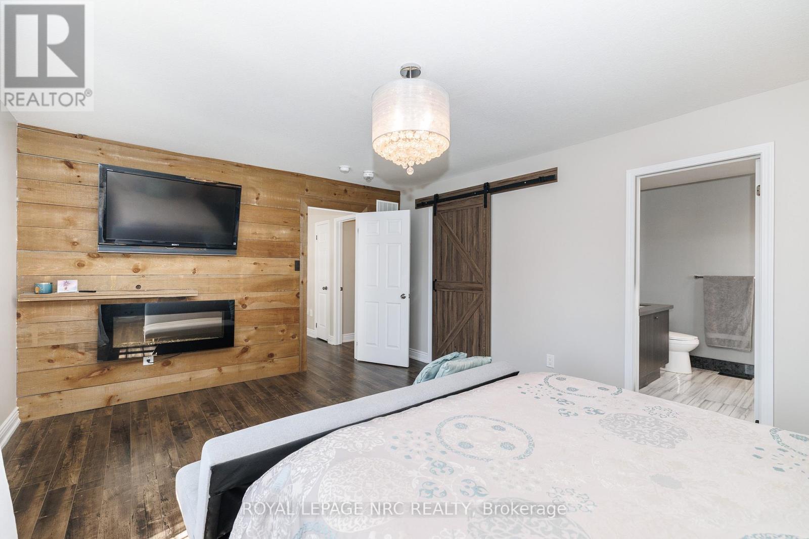 7764 SYCAMORE DRIVE — photo 32
