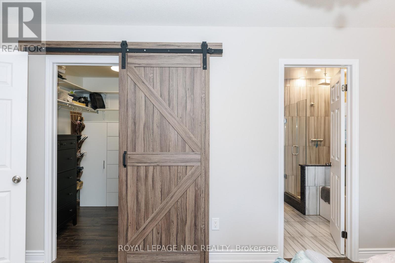 7764 SYCAMORE DRIVE — photo 33