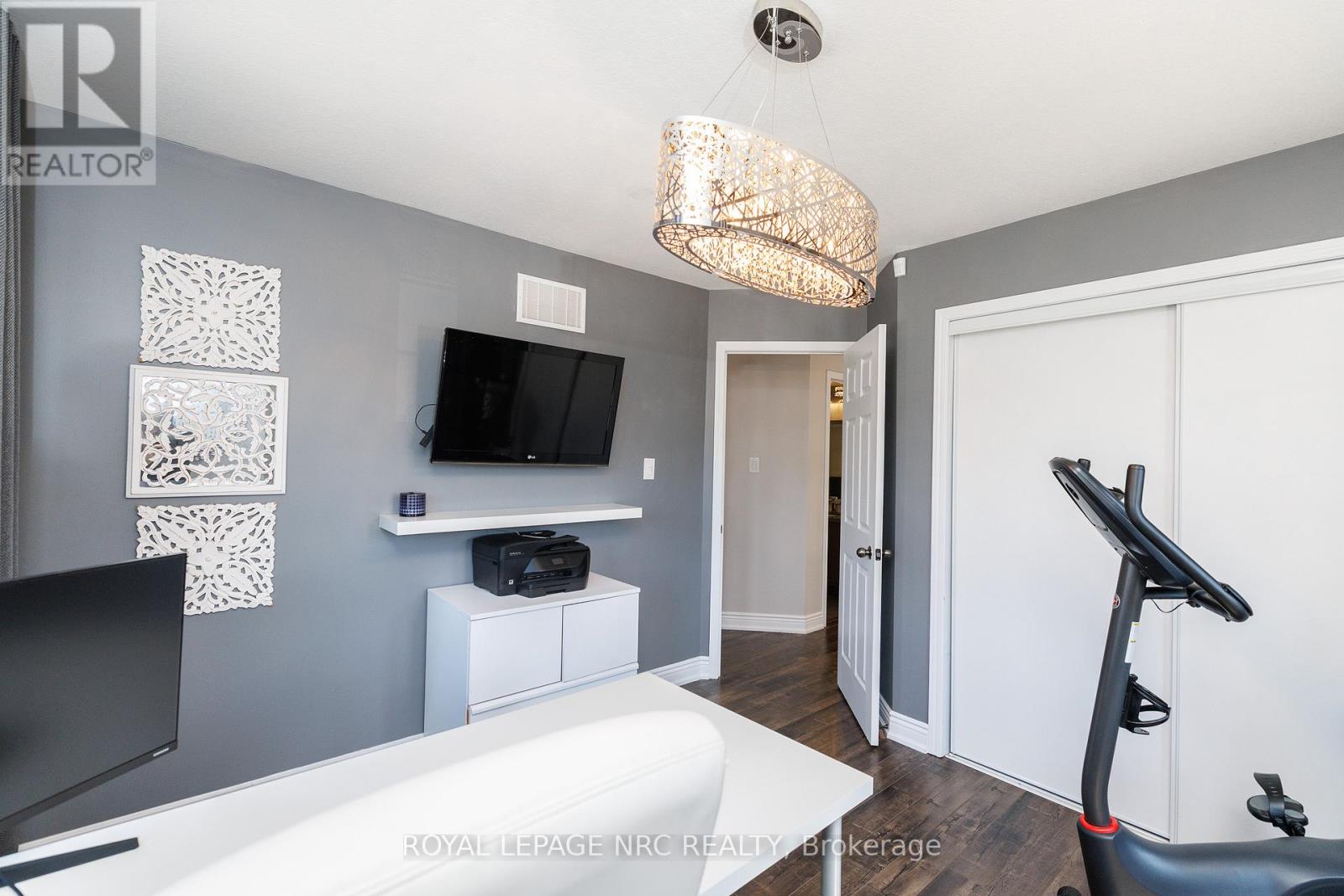 7764 SYCAMORE DRIVE — photo 41