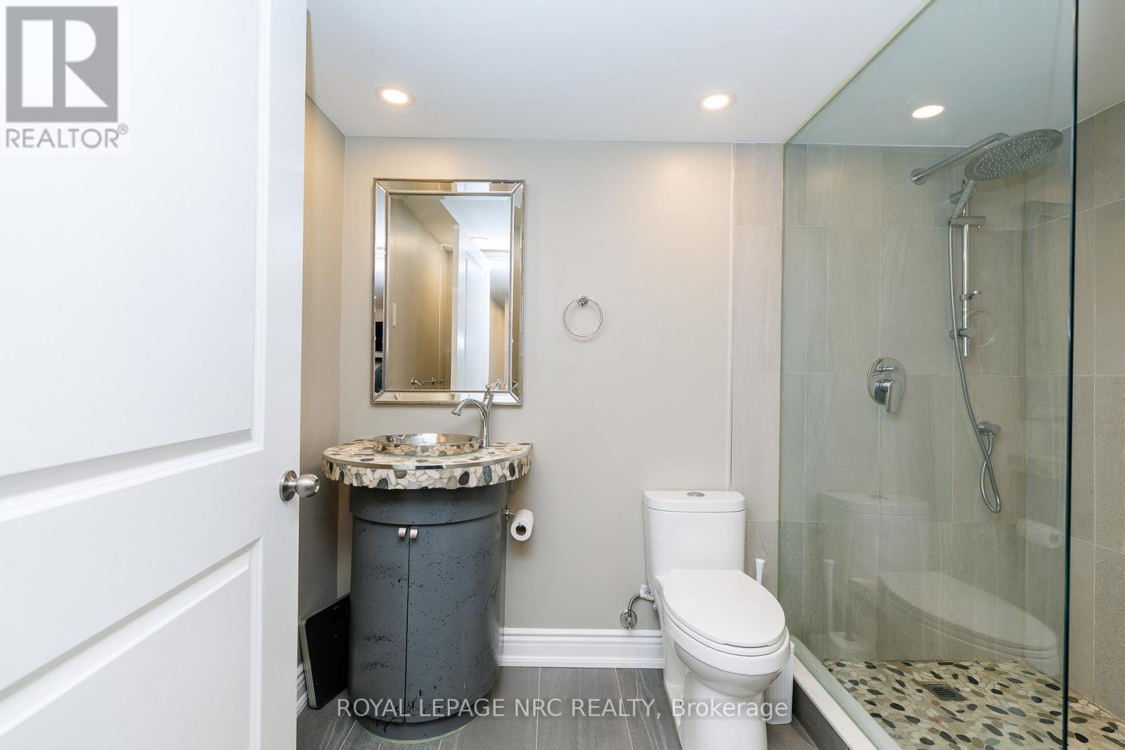 7764 SYCAMORE DRIVE — photo 47