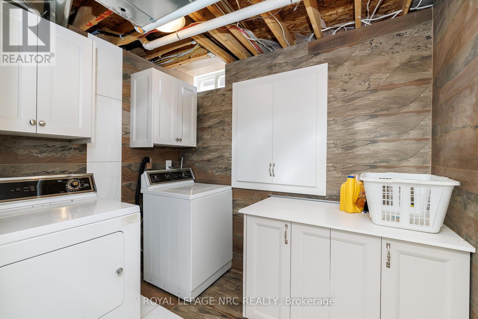 7764 SYCAMORE DRIVE — photo 48