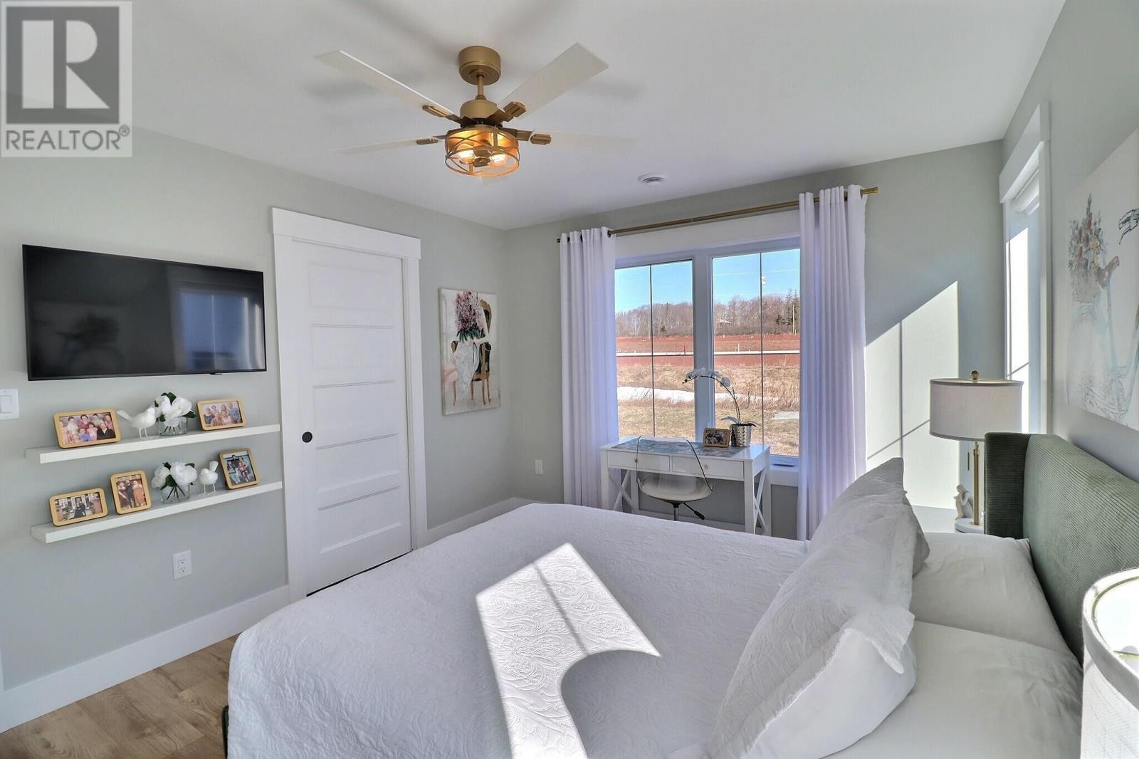 19 Ellis Avenue - 13