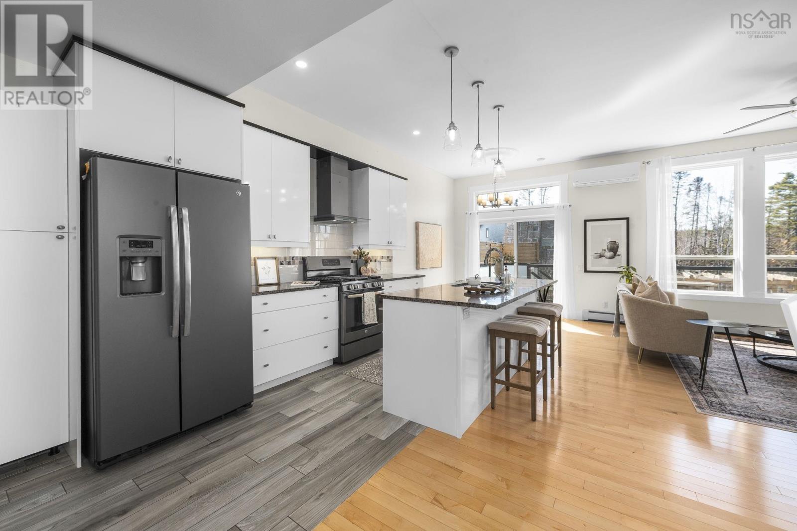 78 BRAMWELL COURT - 11