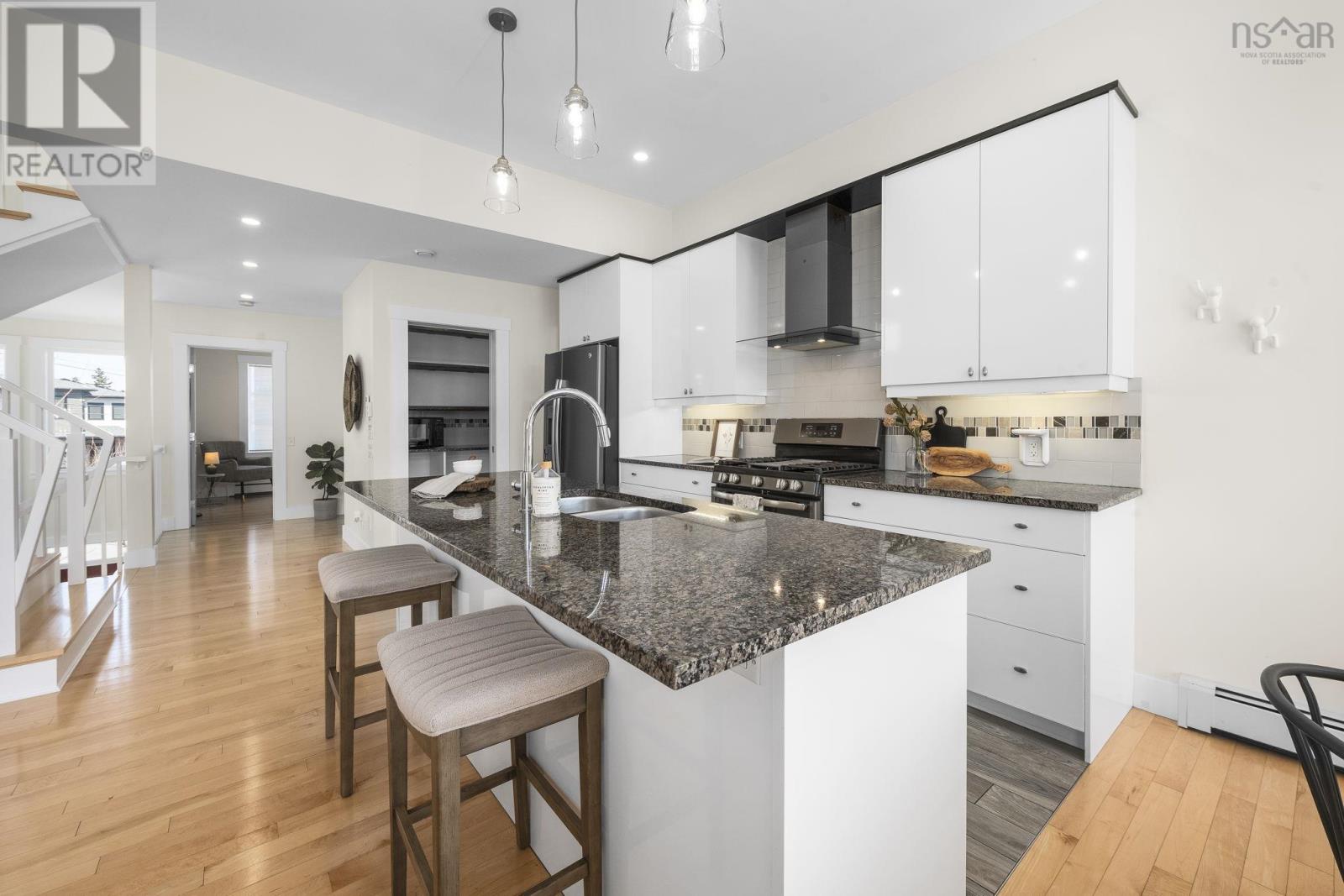 78 BRAMWELL COURT - 16