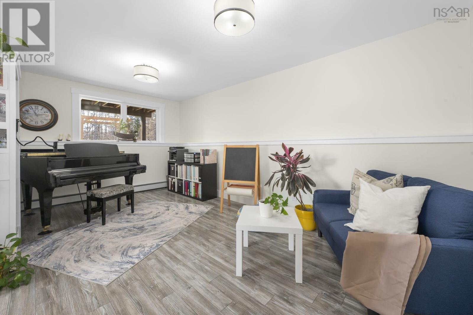 78 BRAMWELL COURT - 40