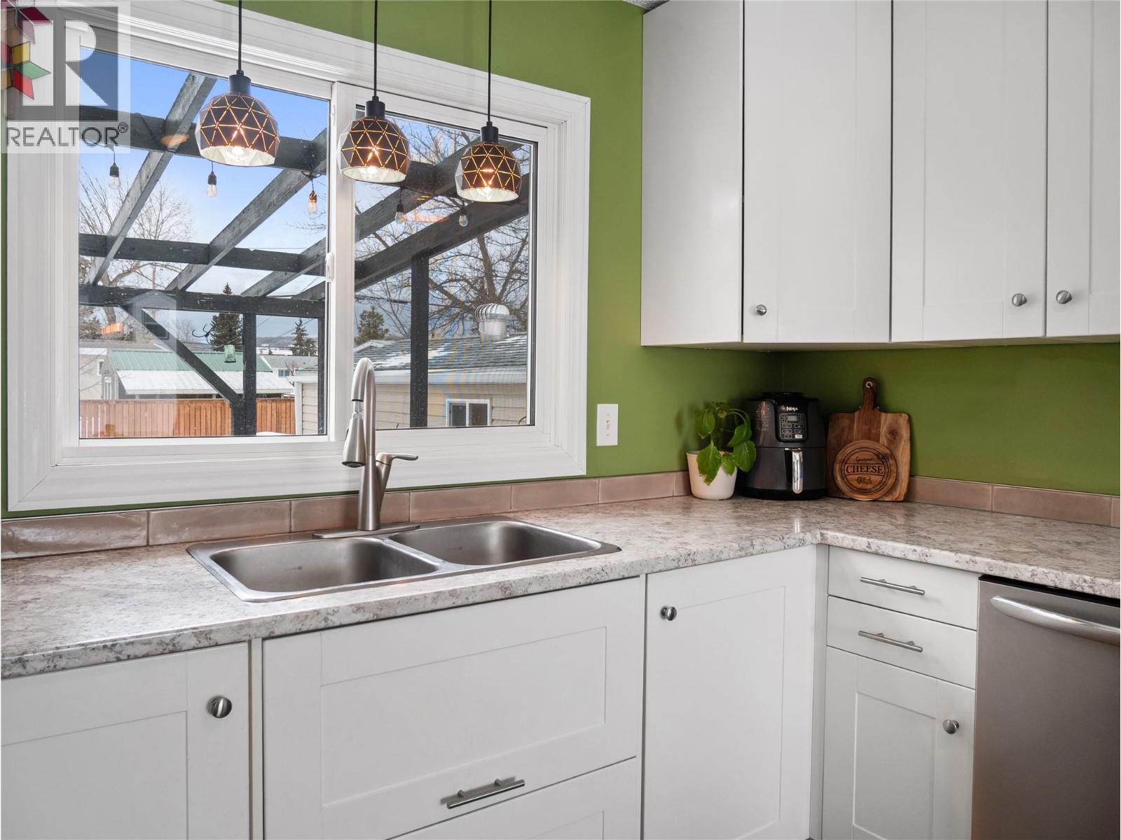 1841 ASPEN DRIVE - 19