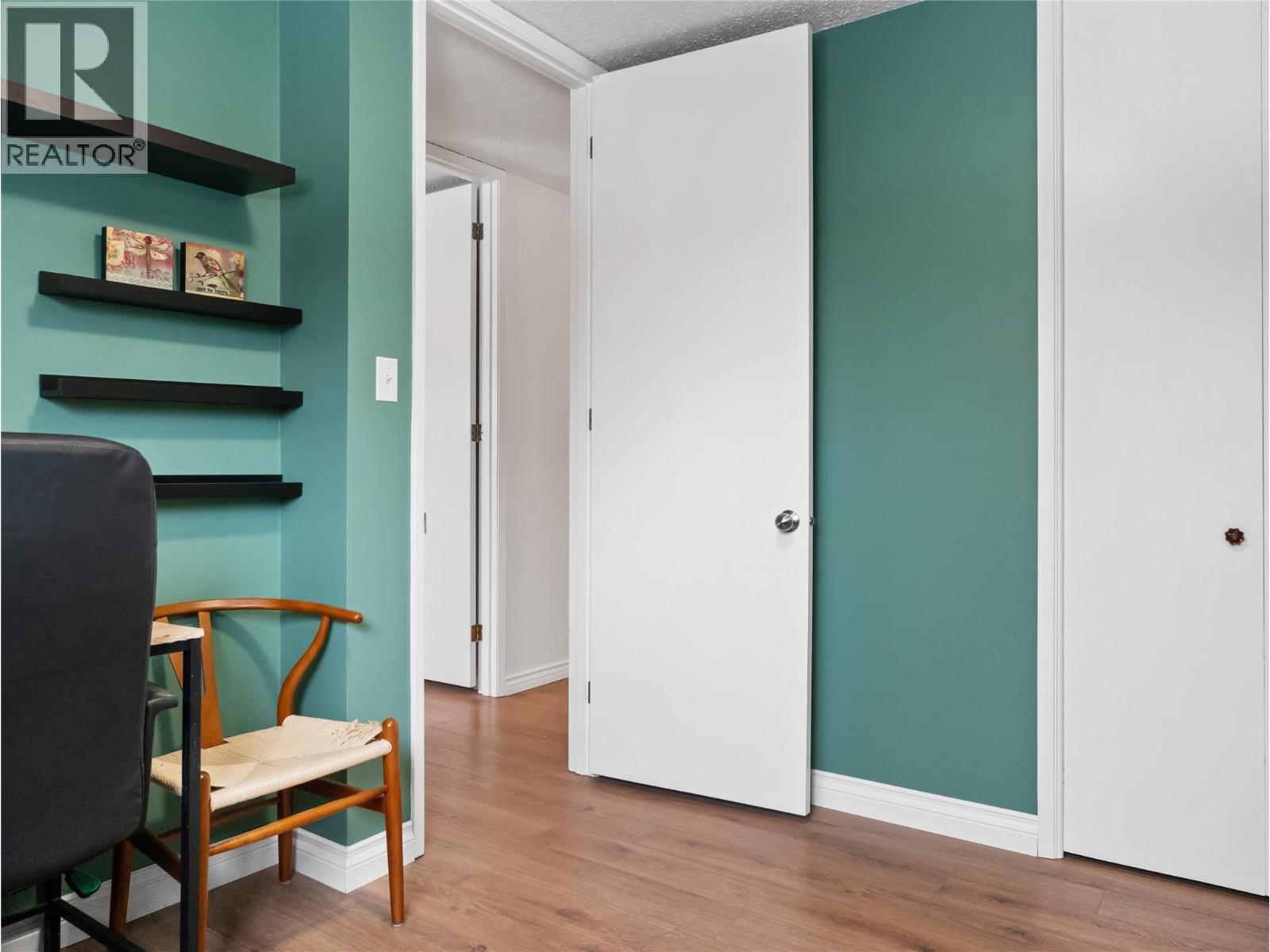 1841 ASPEN DRIVE - 36