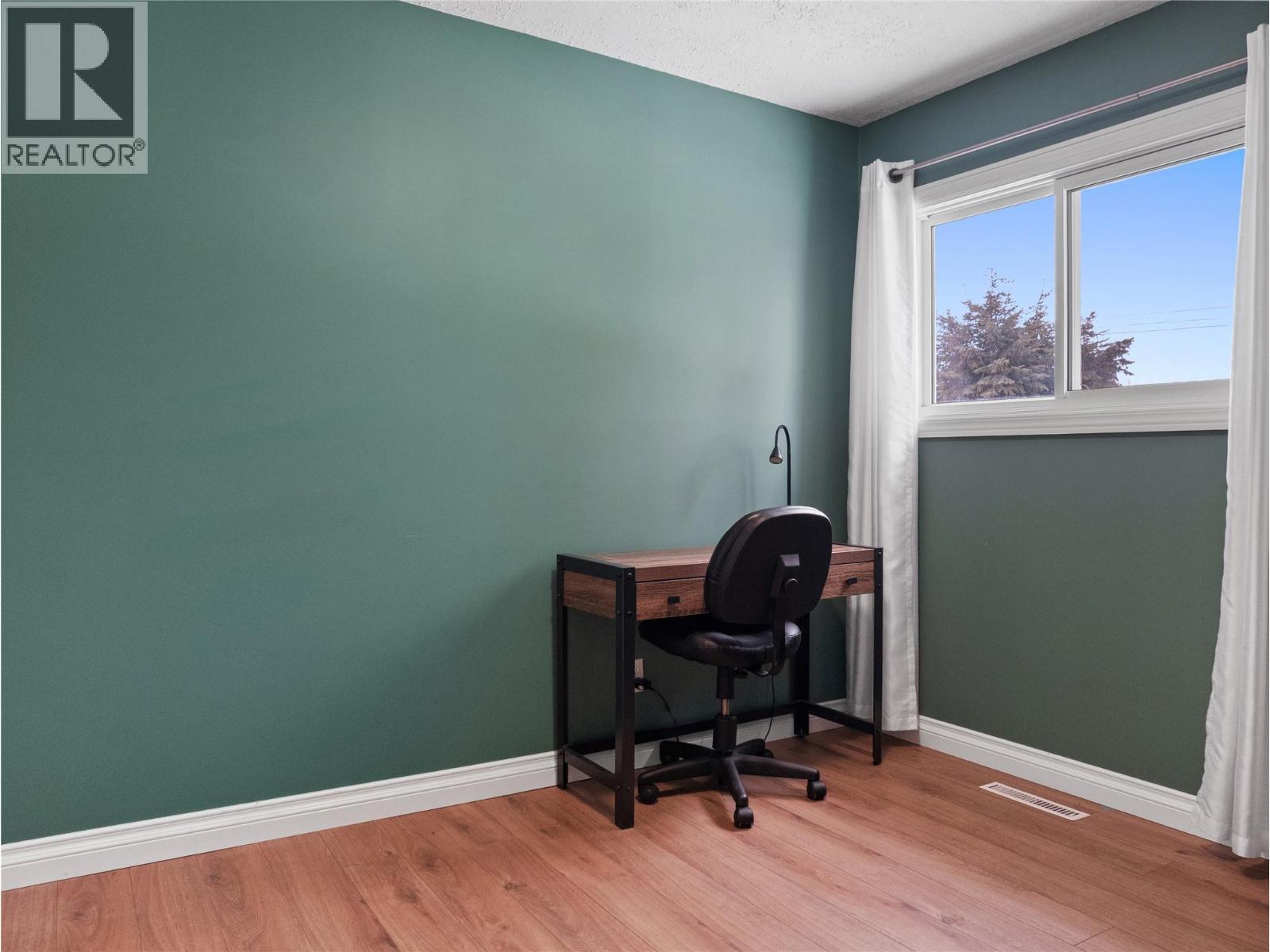 1841 ASPEN DRIVE - 34