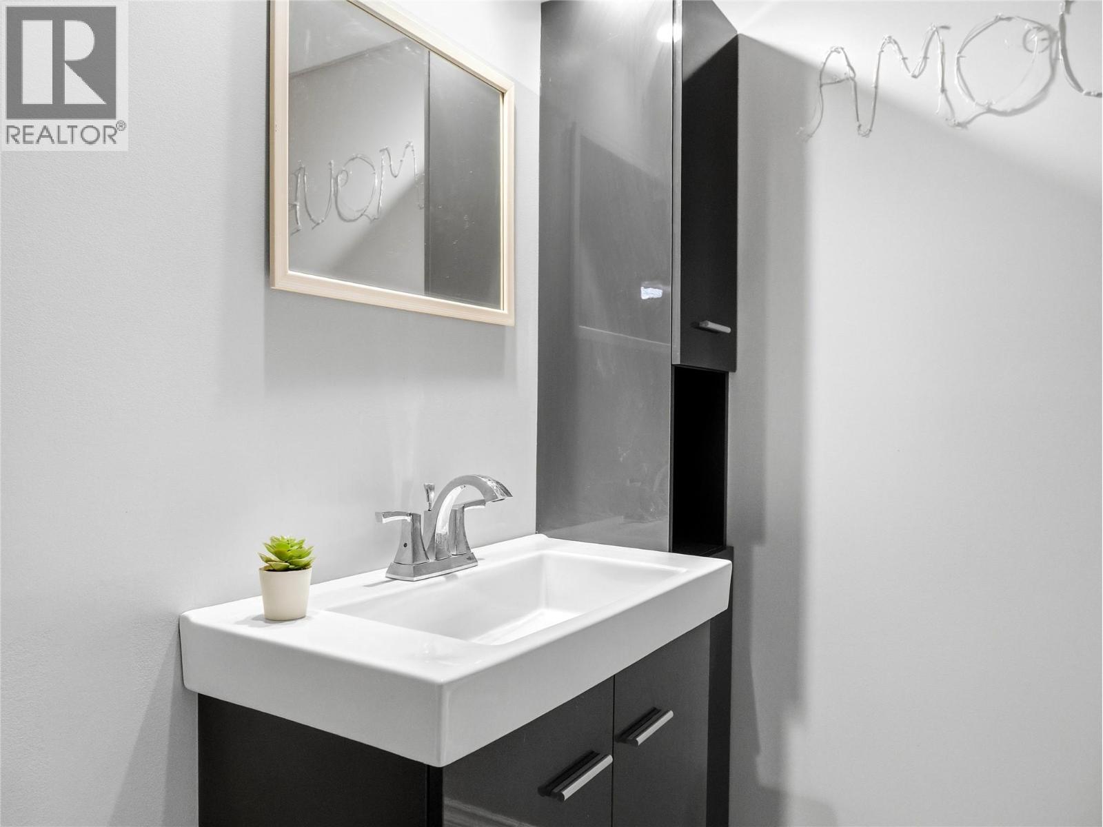 1841 ASPEN DRIVE - 57