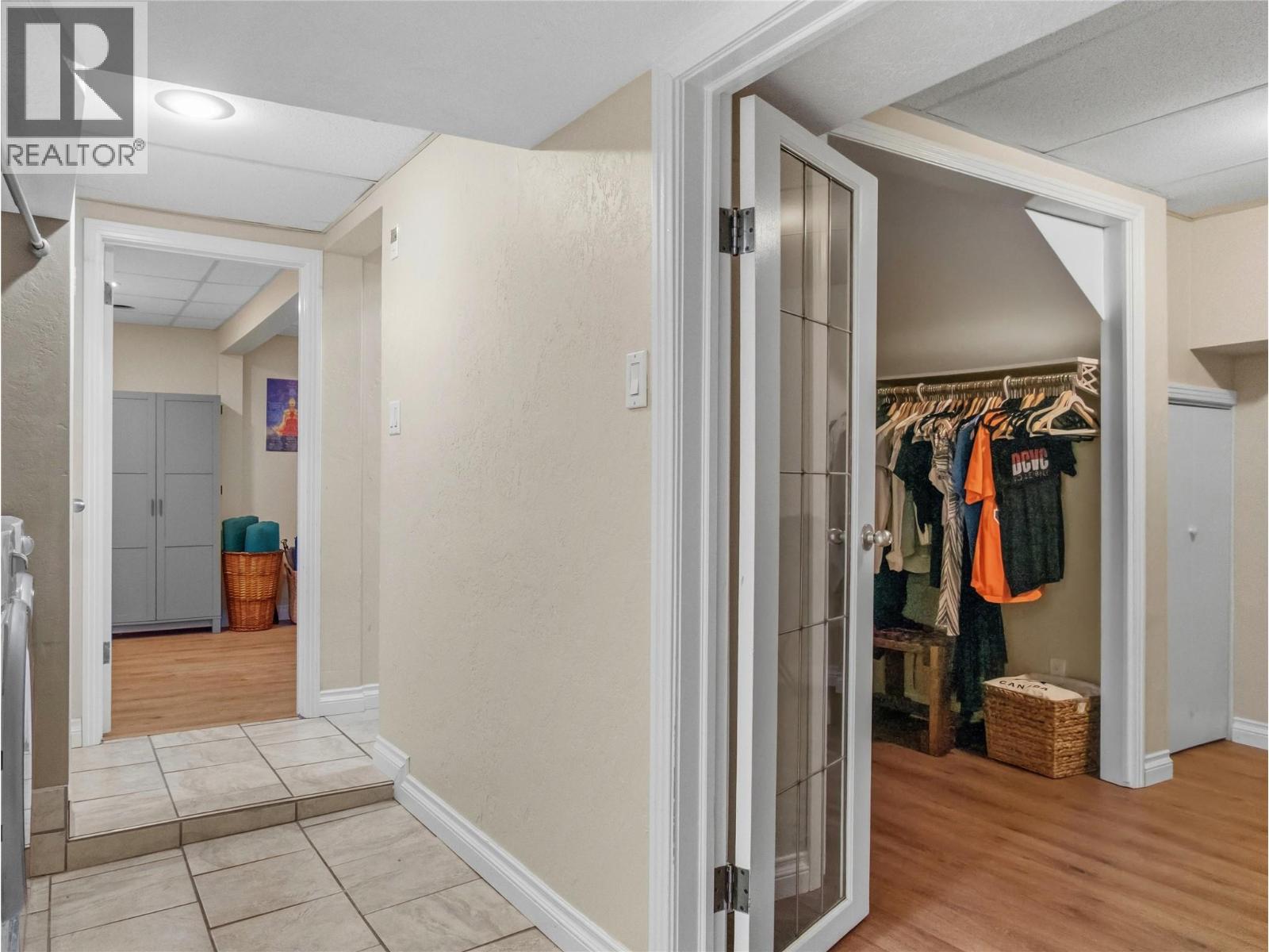 1841 ASPEN DRIVE - 60