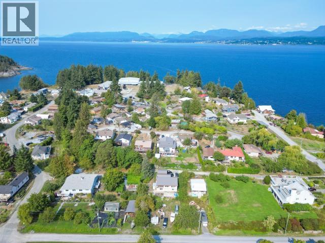 2039 MAIN STREET - 2