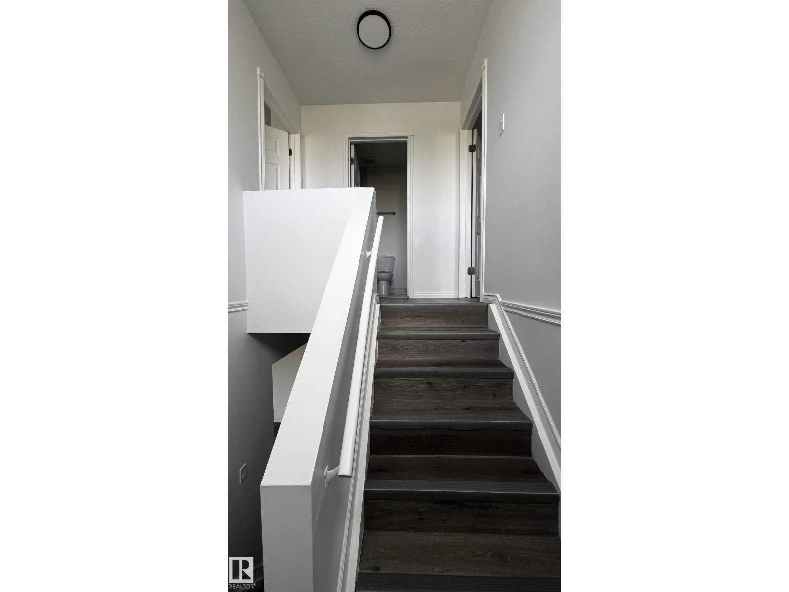 3323 107 AV NW NW, Edmonton