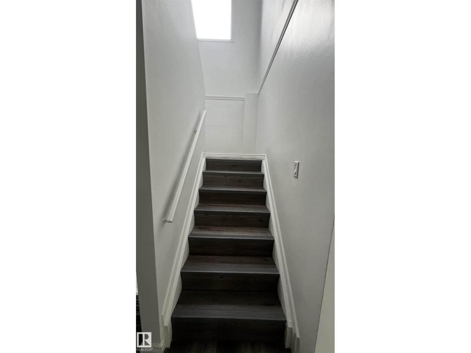 3323 107 AV NW NW, Edmonton