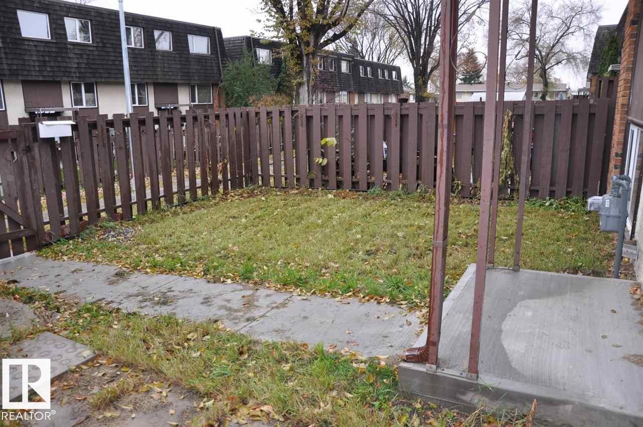 3323 107 AV NW NW - 3