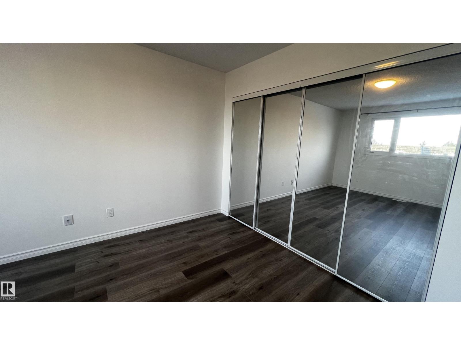 3323 107 AV NW NW, Edmonton