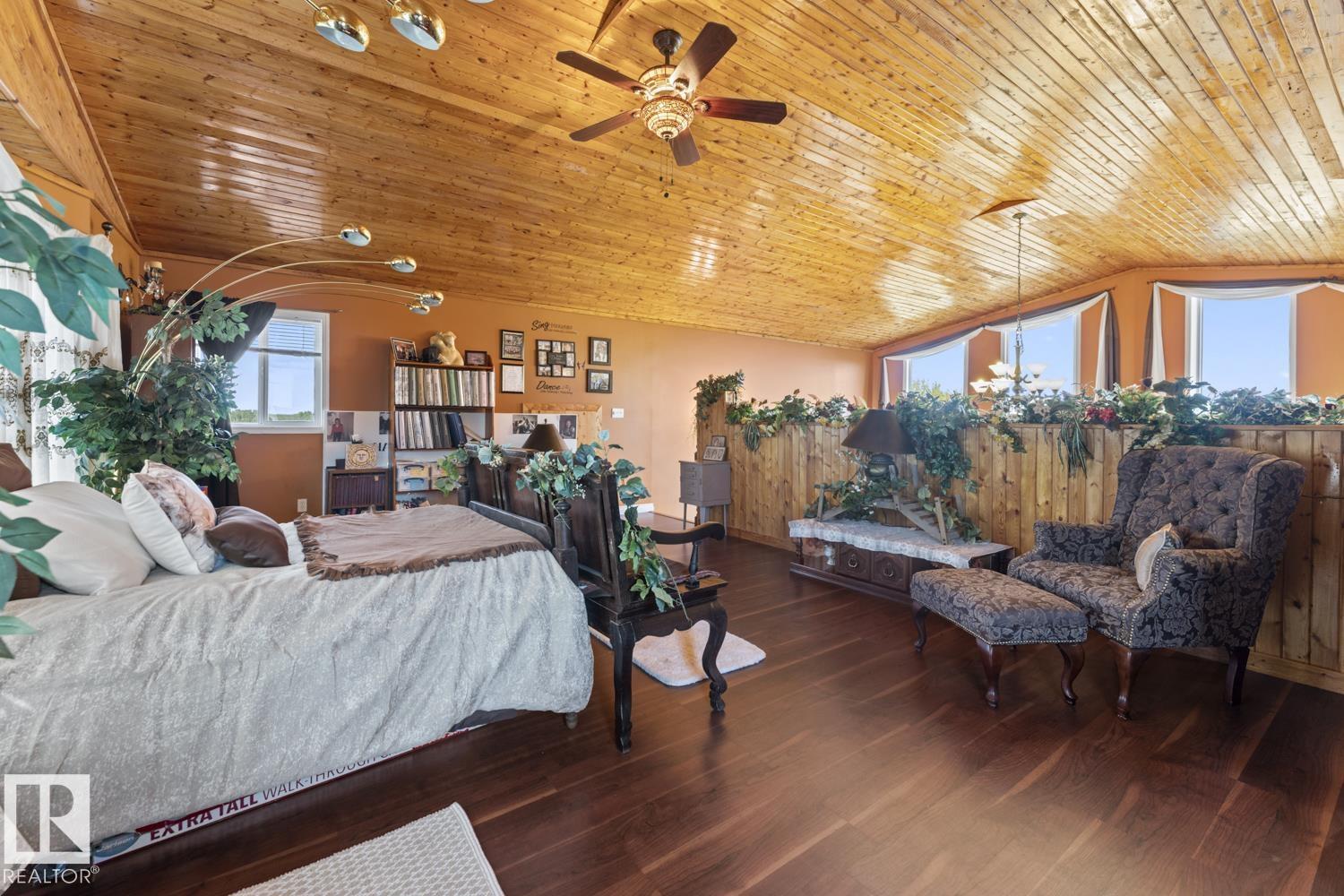 62506 RGE RD 453 - 17