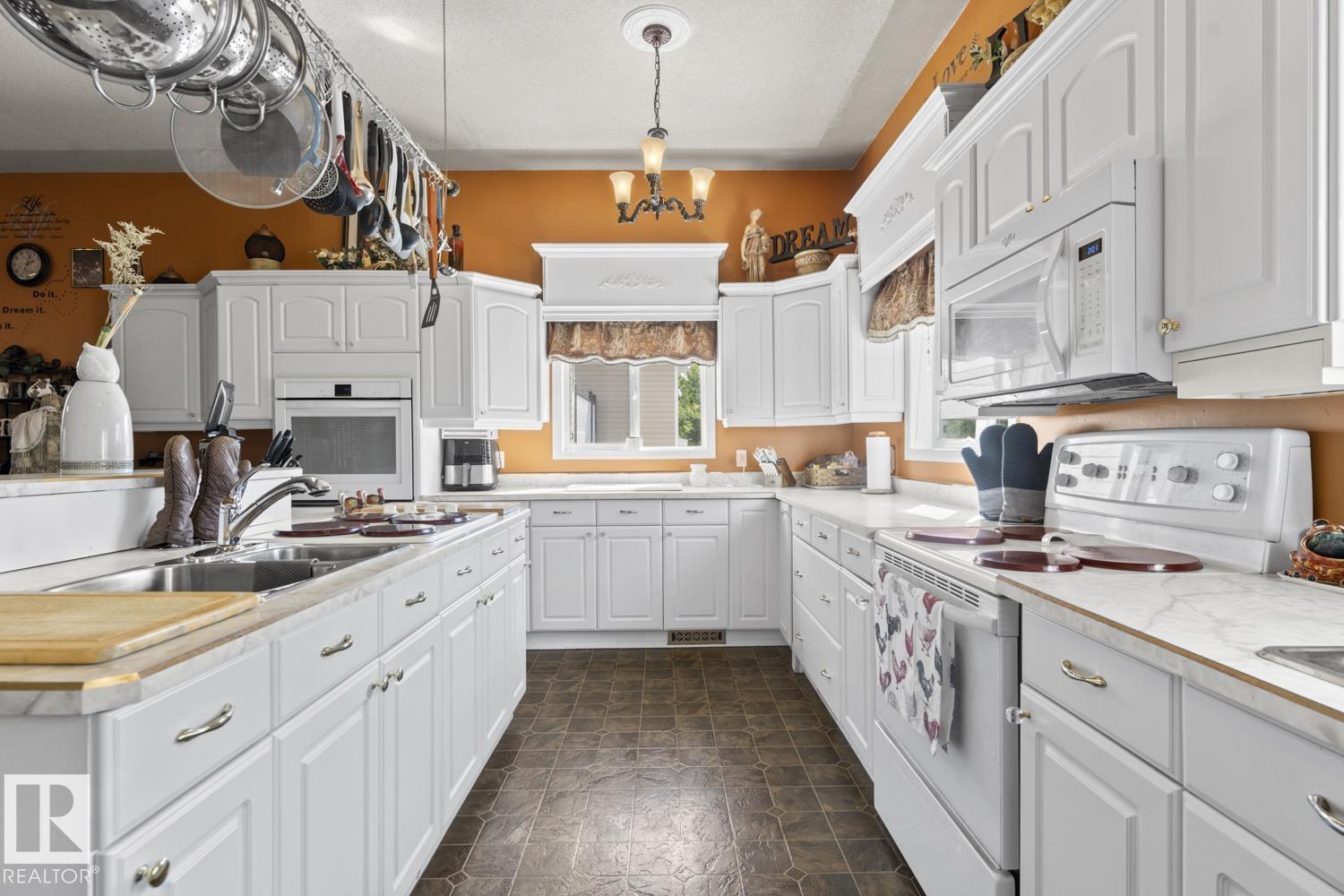 62506 RGE RD 453 - 7
