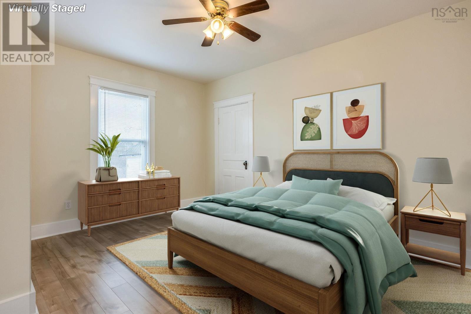 Property 16 of 47 of 2576 1 Highway