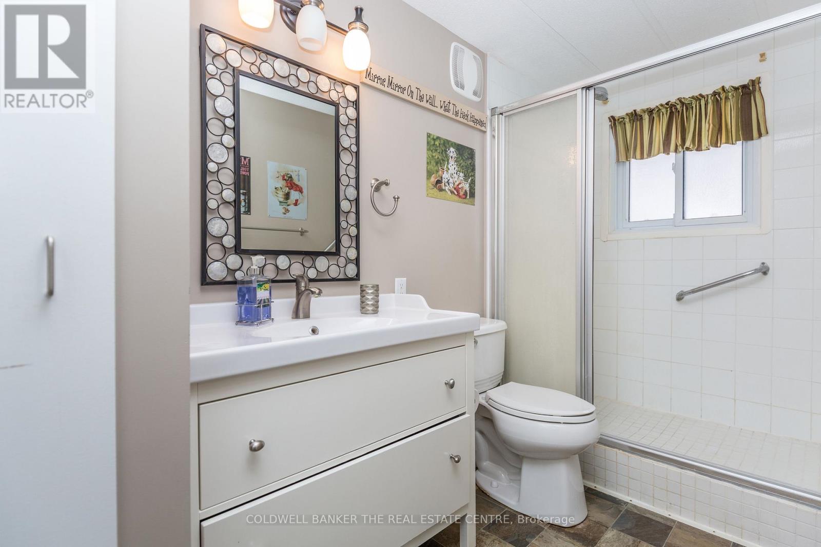 3 piece main bath