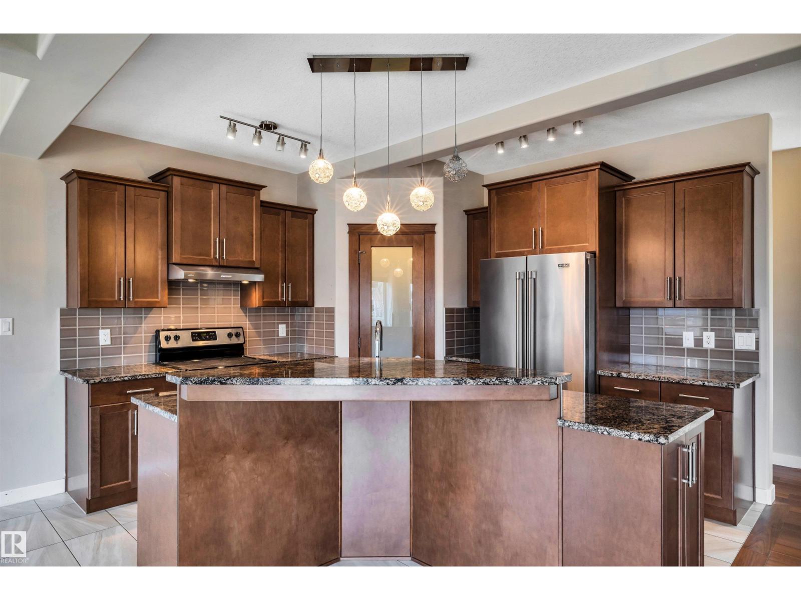 1461 WATT DR SW, Edmonton