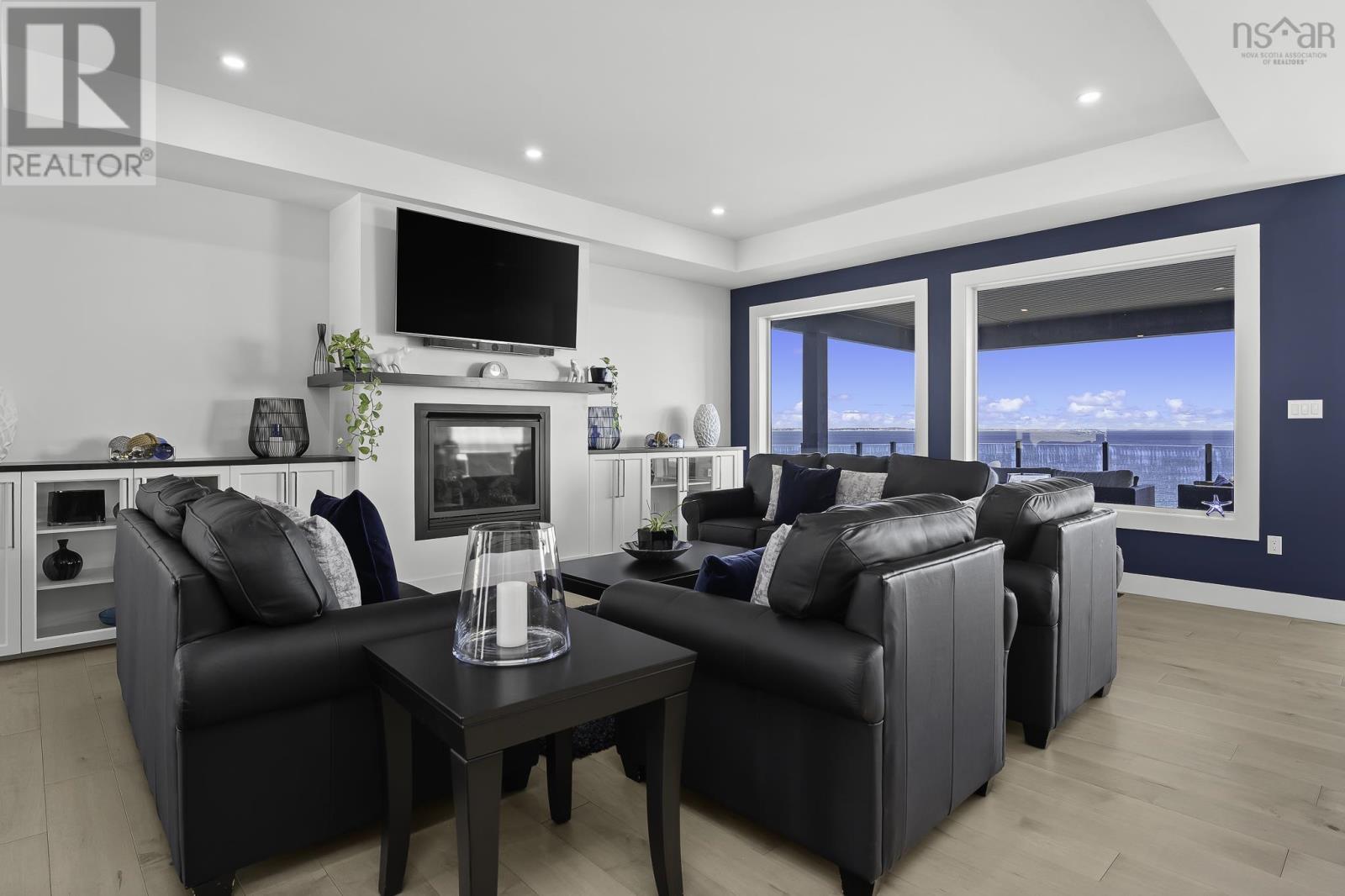 520 KETCH HARBOUR ROAD - 10