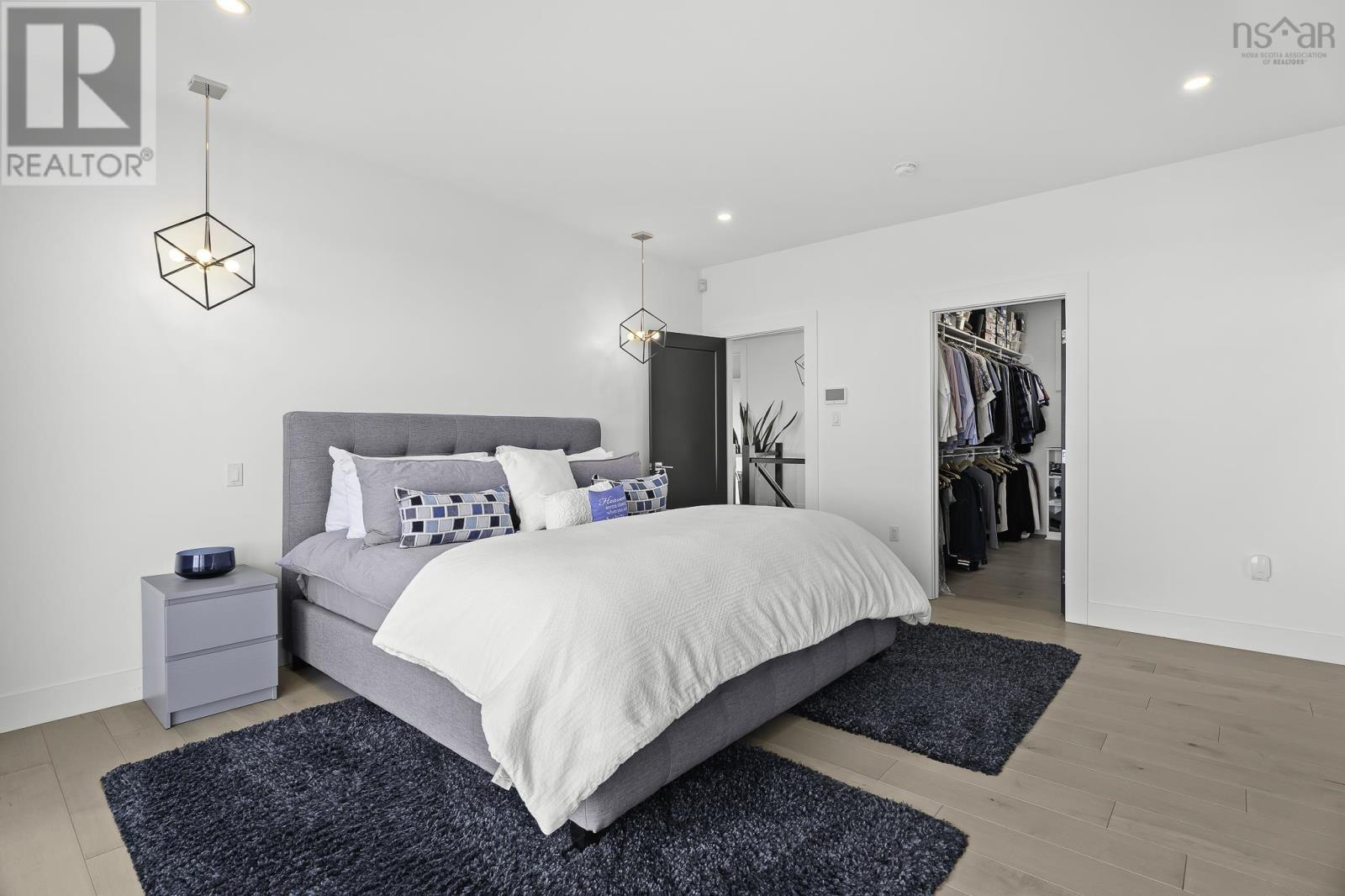 520 KETCH HARBOUR ROAD - 24