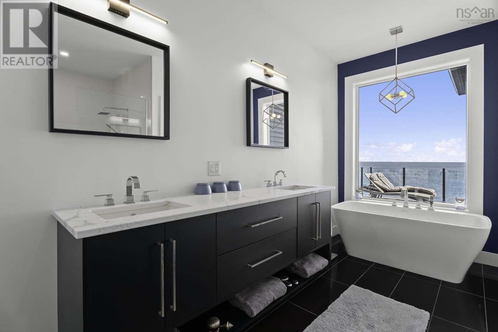 520 KETCH HARBOUR ROAD - 26