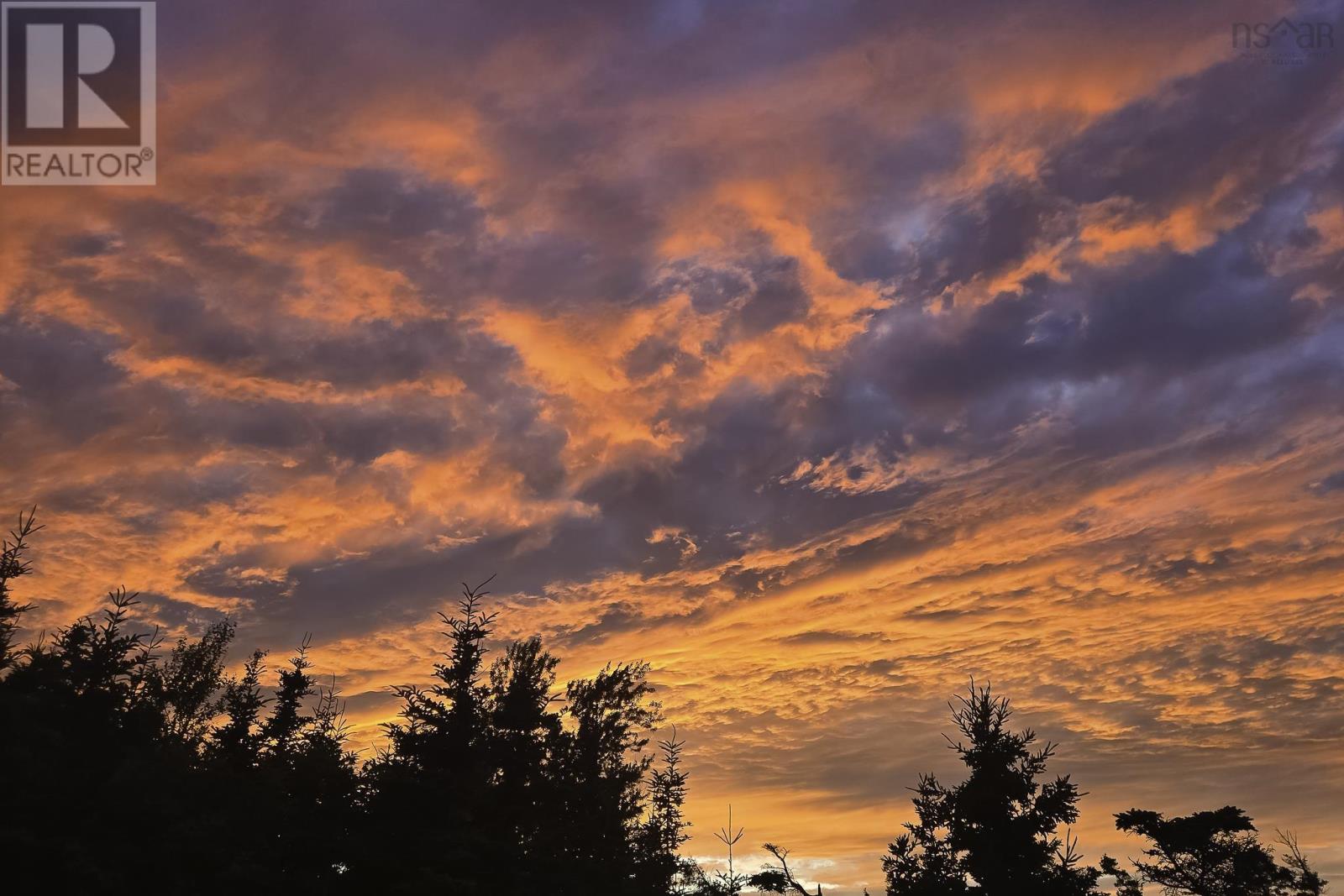 520 KETCH HARBOUR ROAD - 49