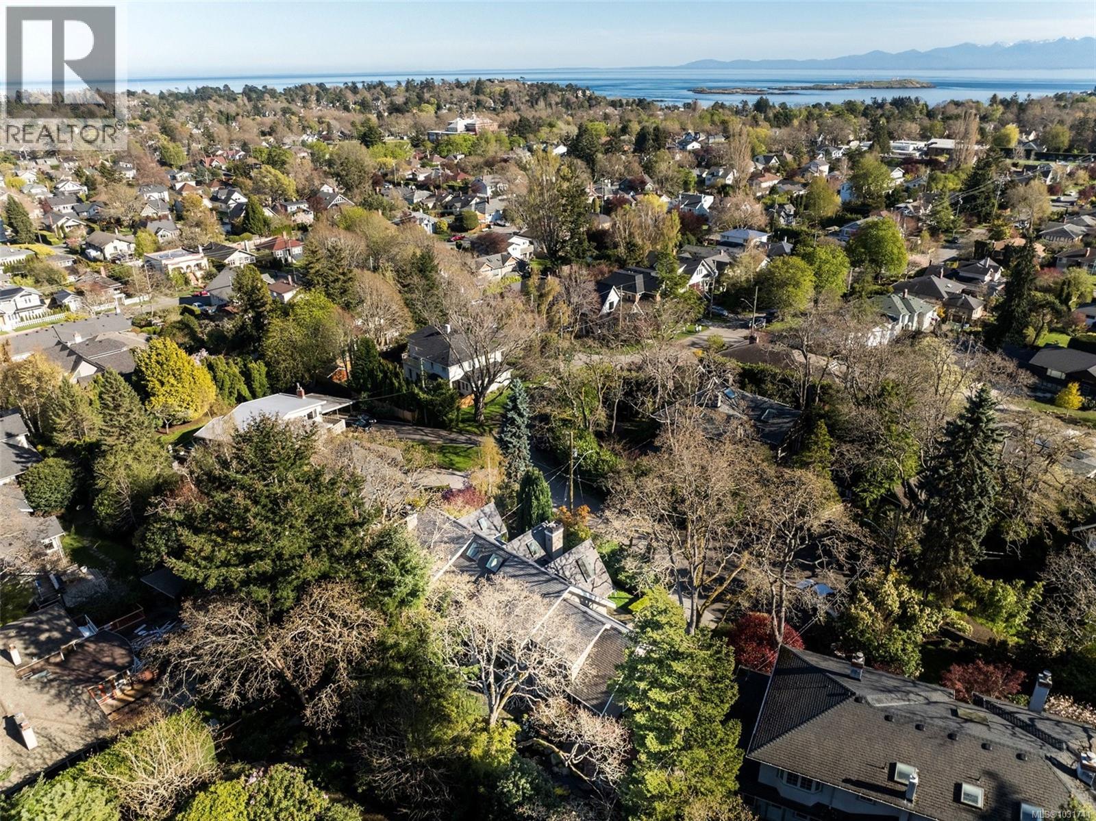 2096 FALKLAND PL - 94