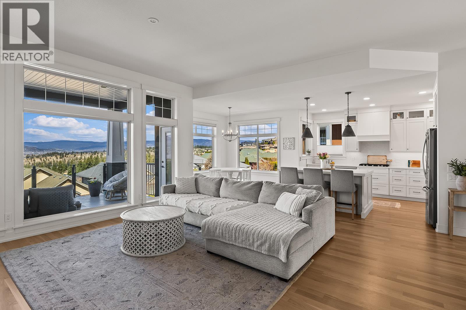  629 Almandine Court, Kelowna