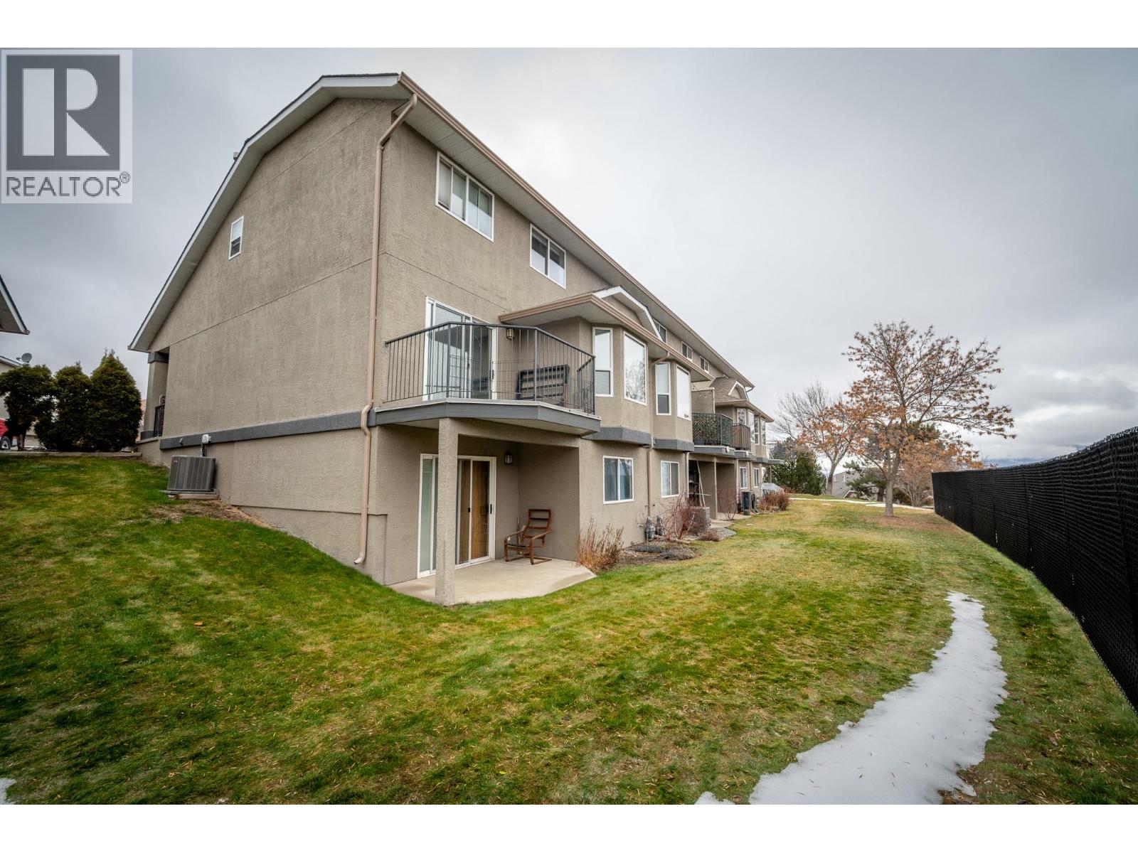 #29 1750 MCKINLEY COURT - 25