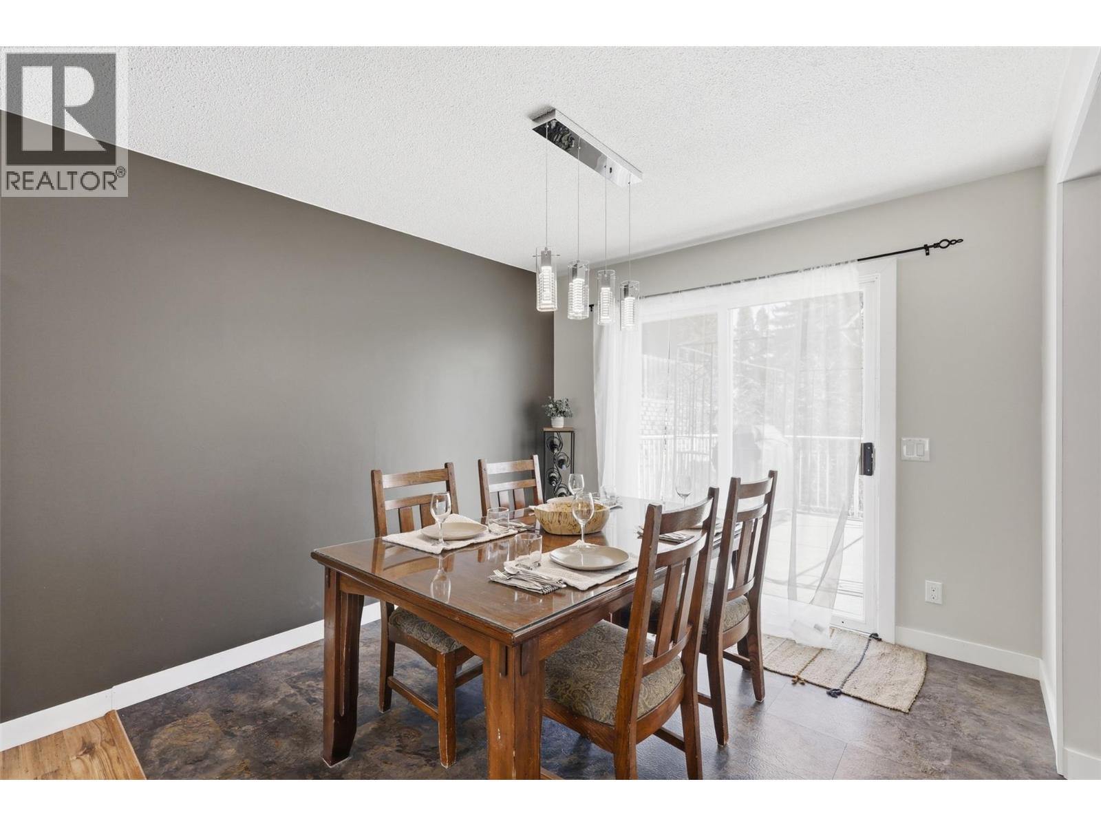 1515 CASCADE STREET - 13