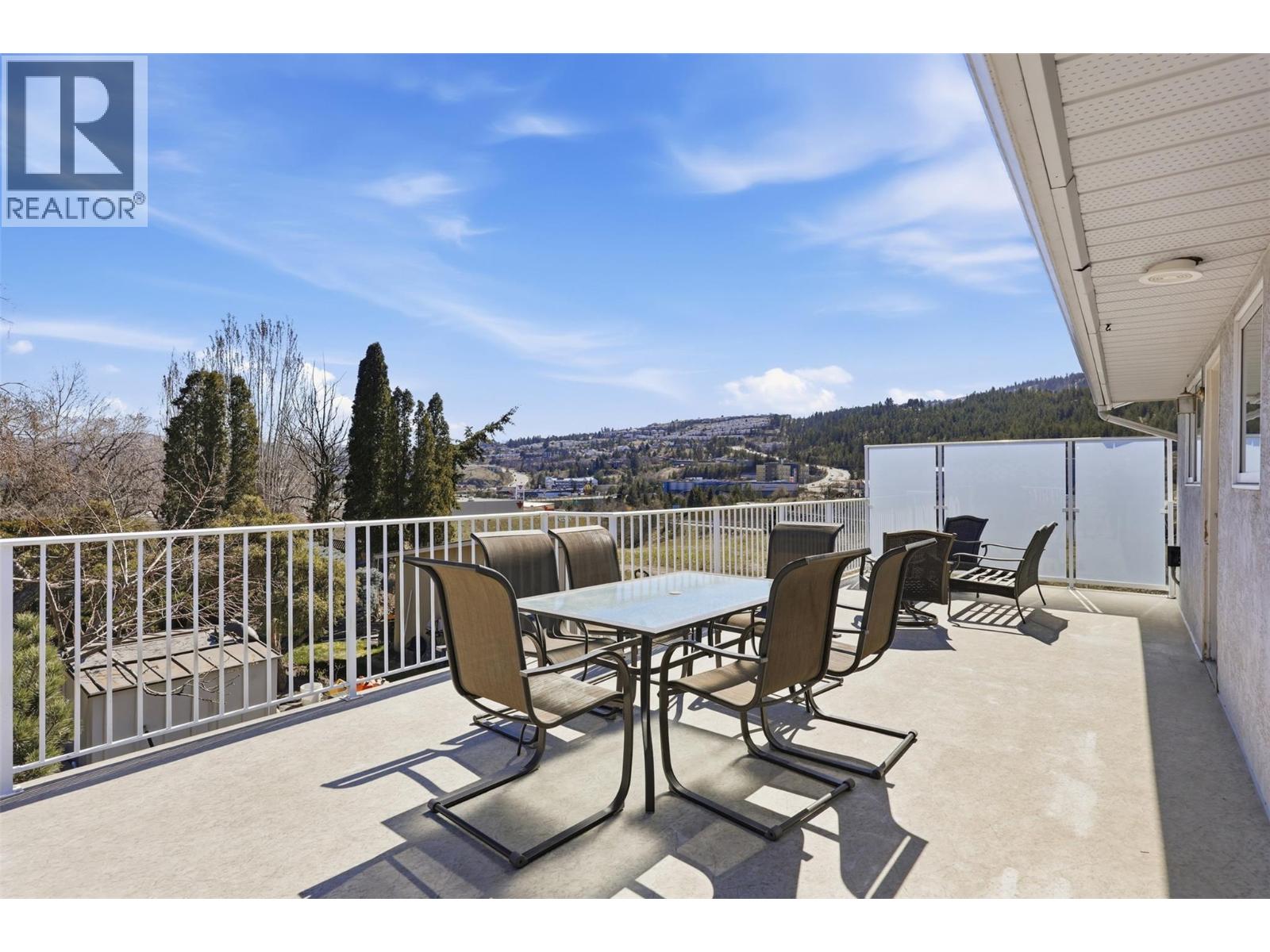 1515 CASCADE STREET - 14