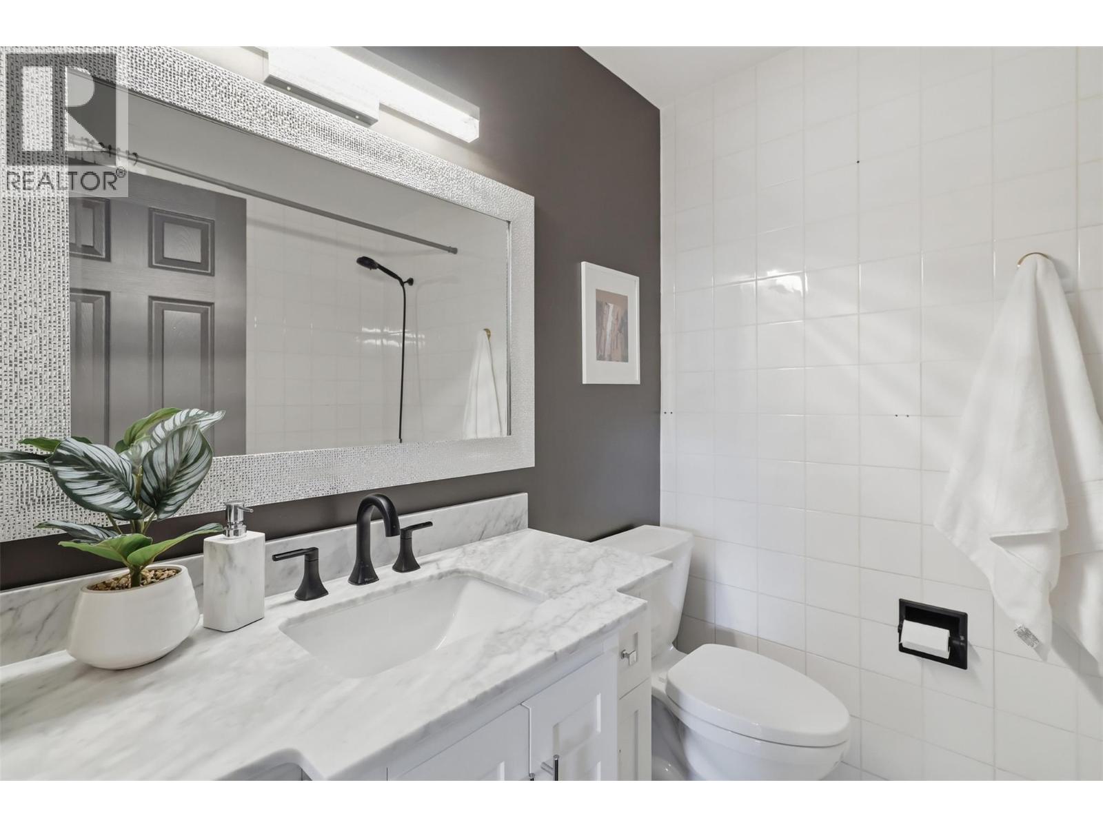 1515 CASCADE STREET - 26