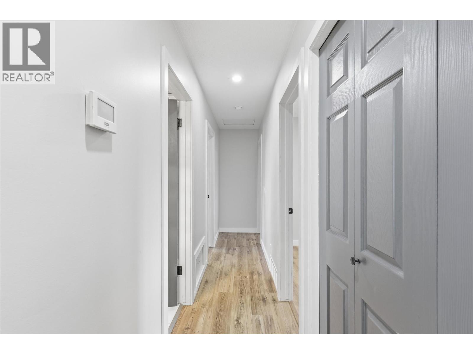 1515 CASCADE STREET - 27