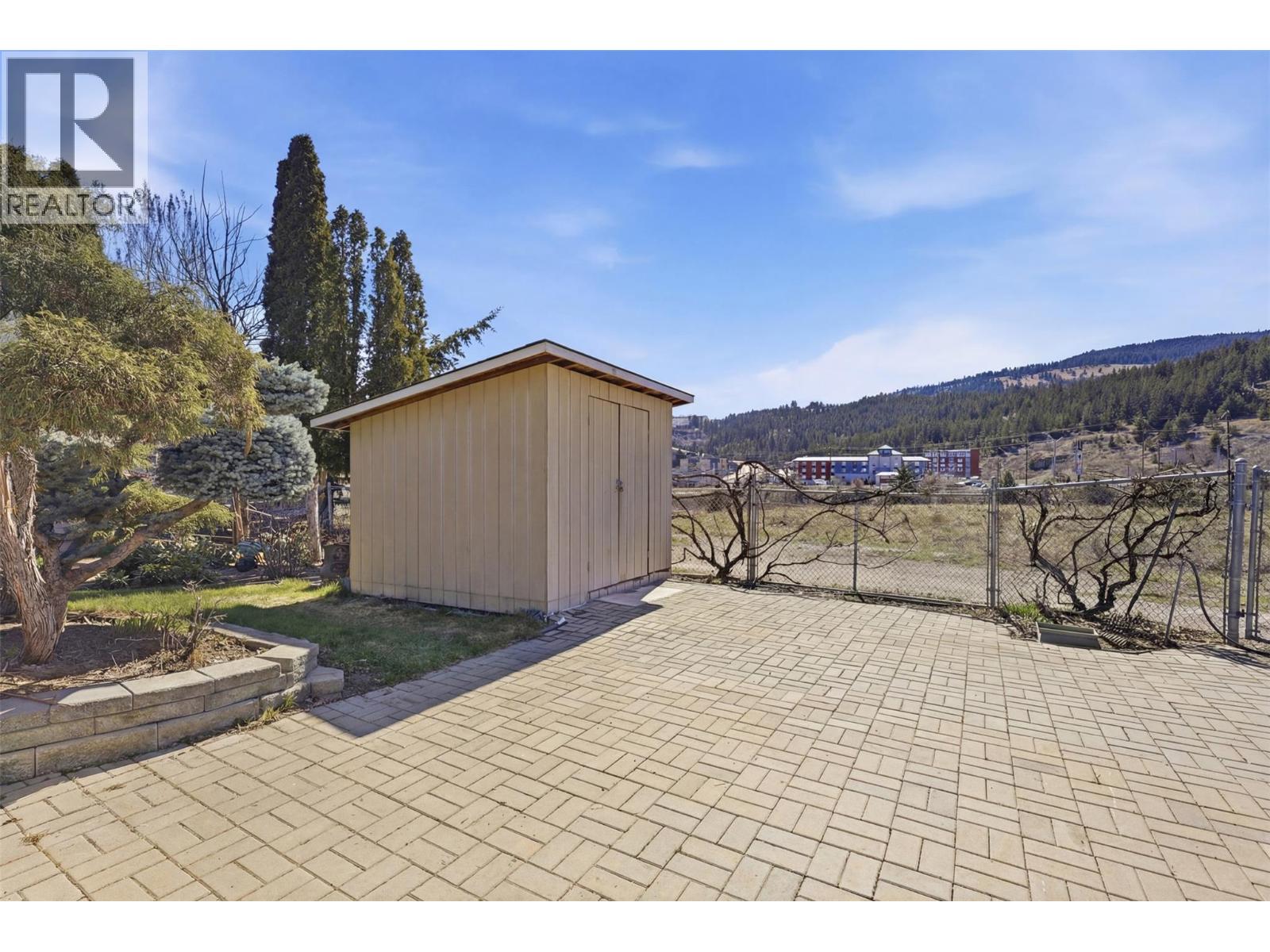 1515 CASCADE STREET - 47