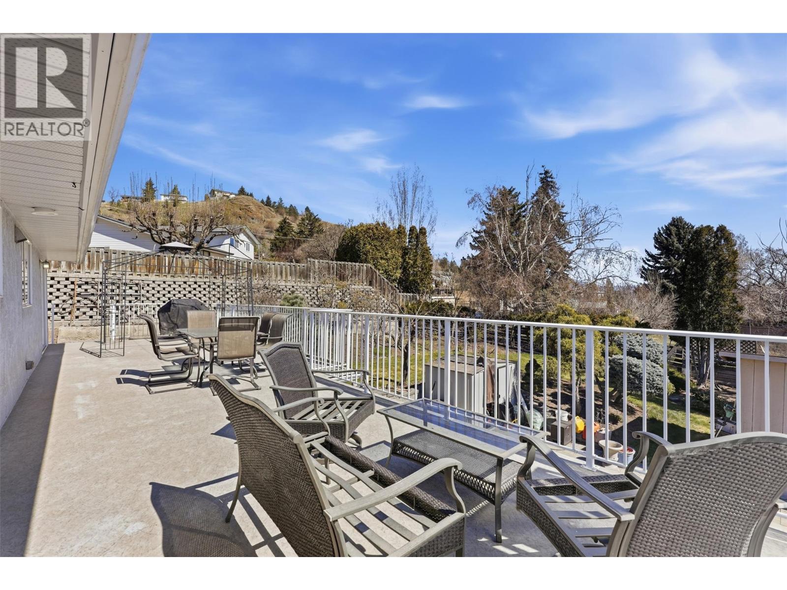 1515 CASCADE STREET - 17