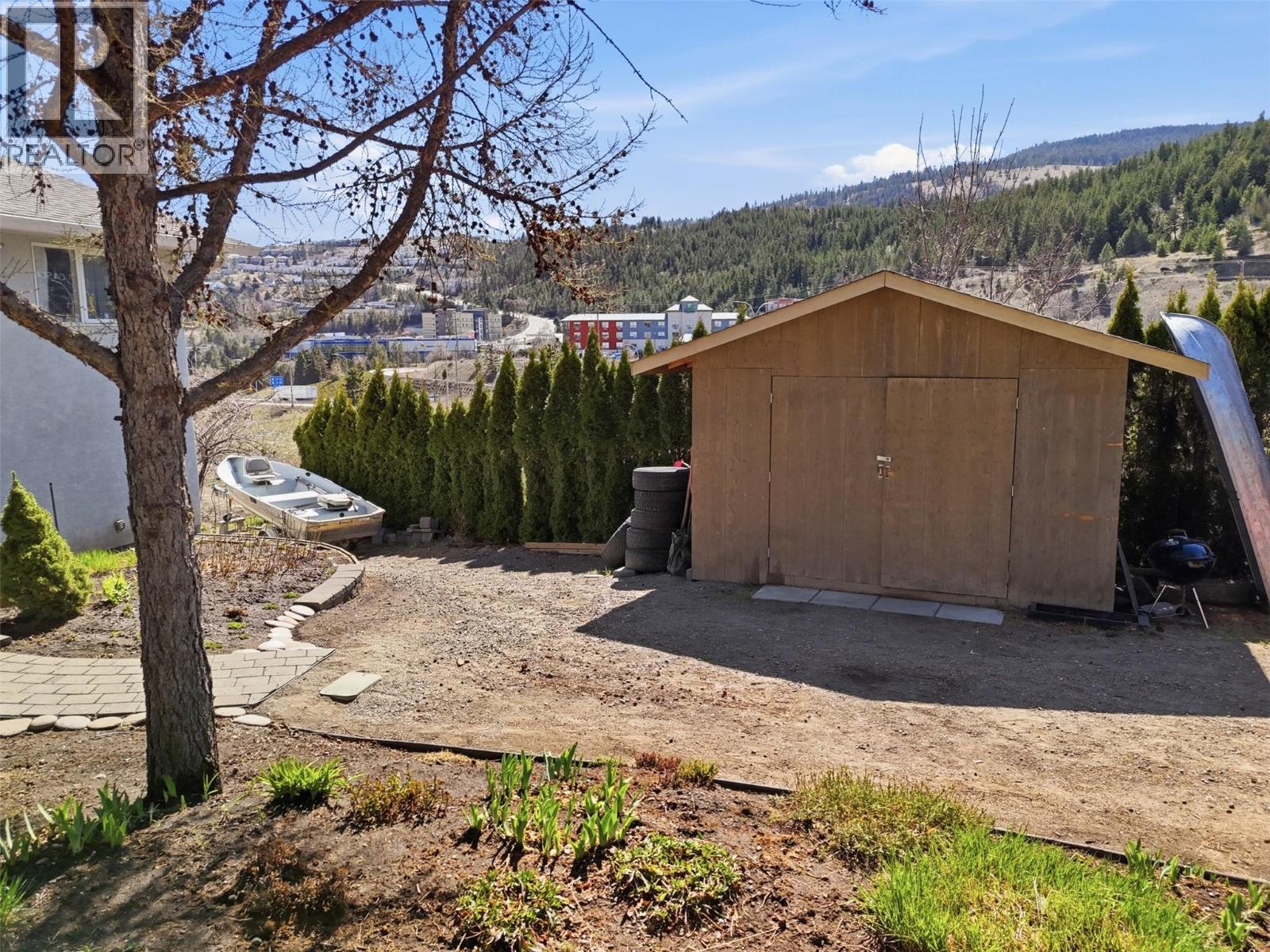 1515 CASCADE STREET - 52