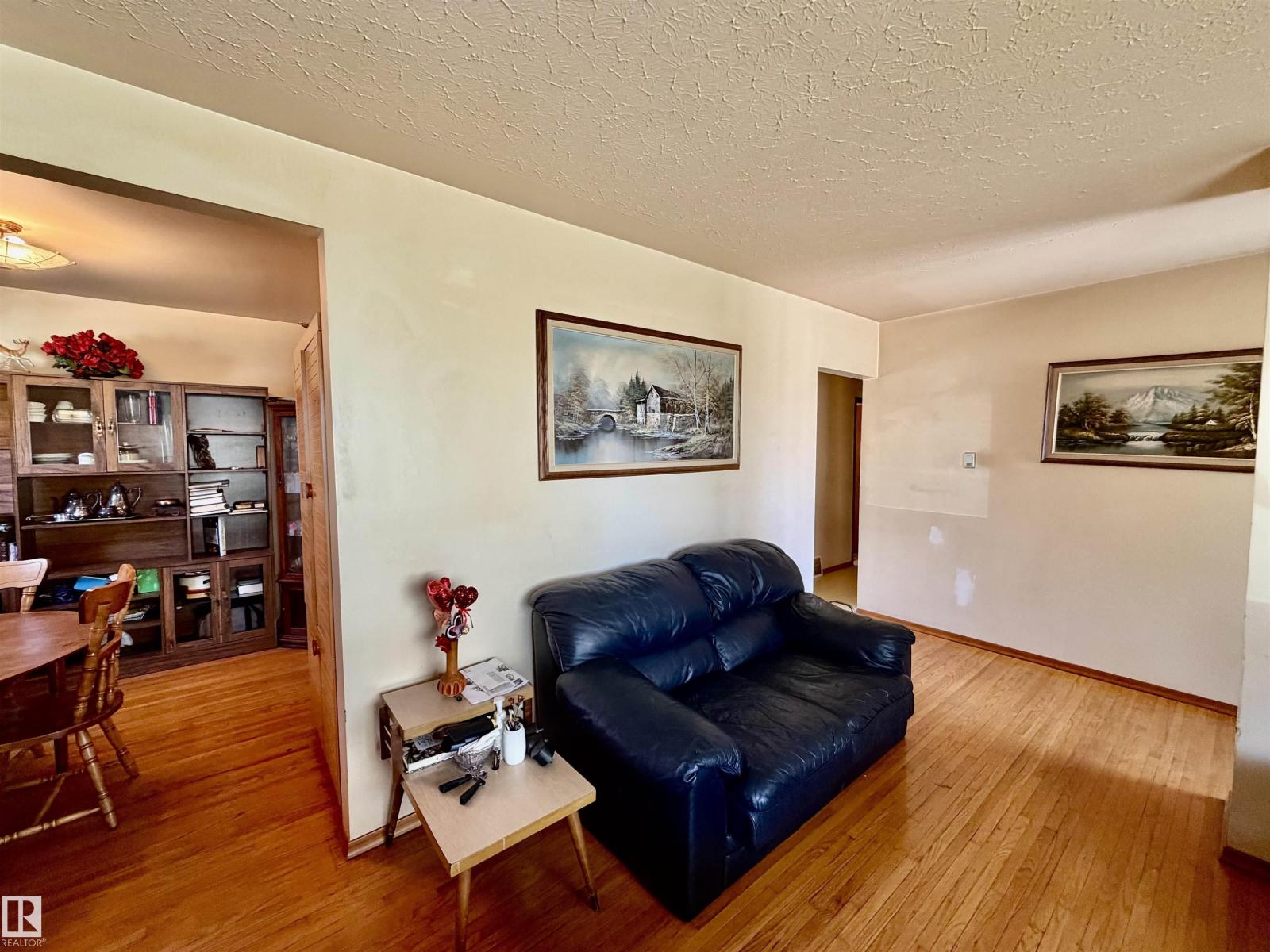 13203 136A AV NW, Edmonton