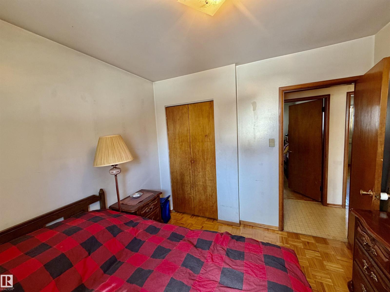 13203 136A AV NW, Edmonton