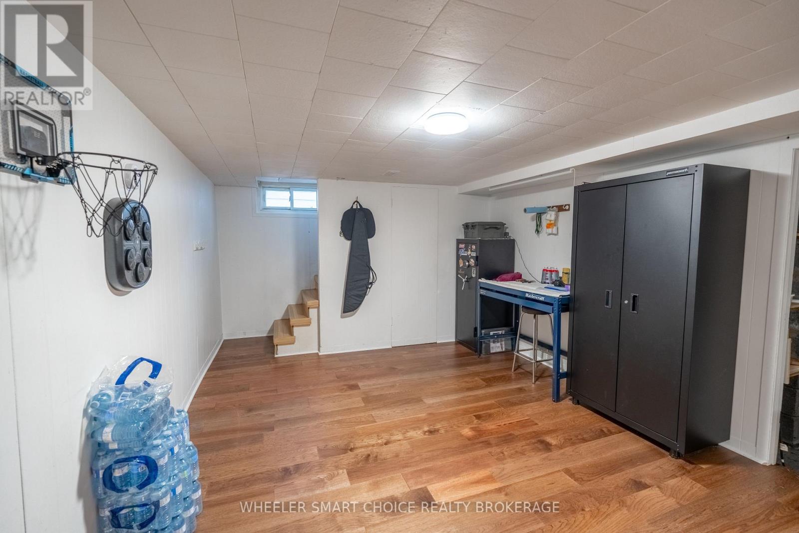 1242 CHURCHILL STREET - 15