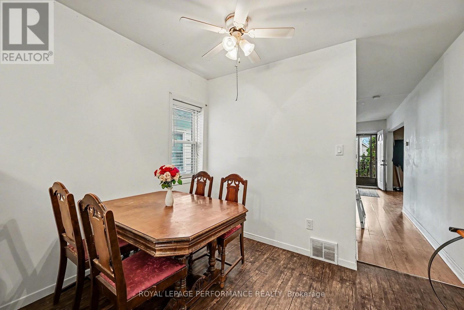 414 GILLESPIE AVENUE - 10