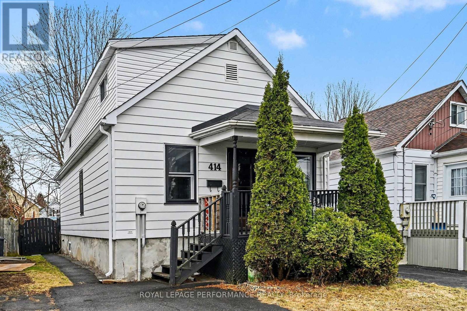 414 GILLESPIE AVENUE - 2