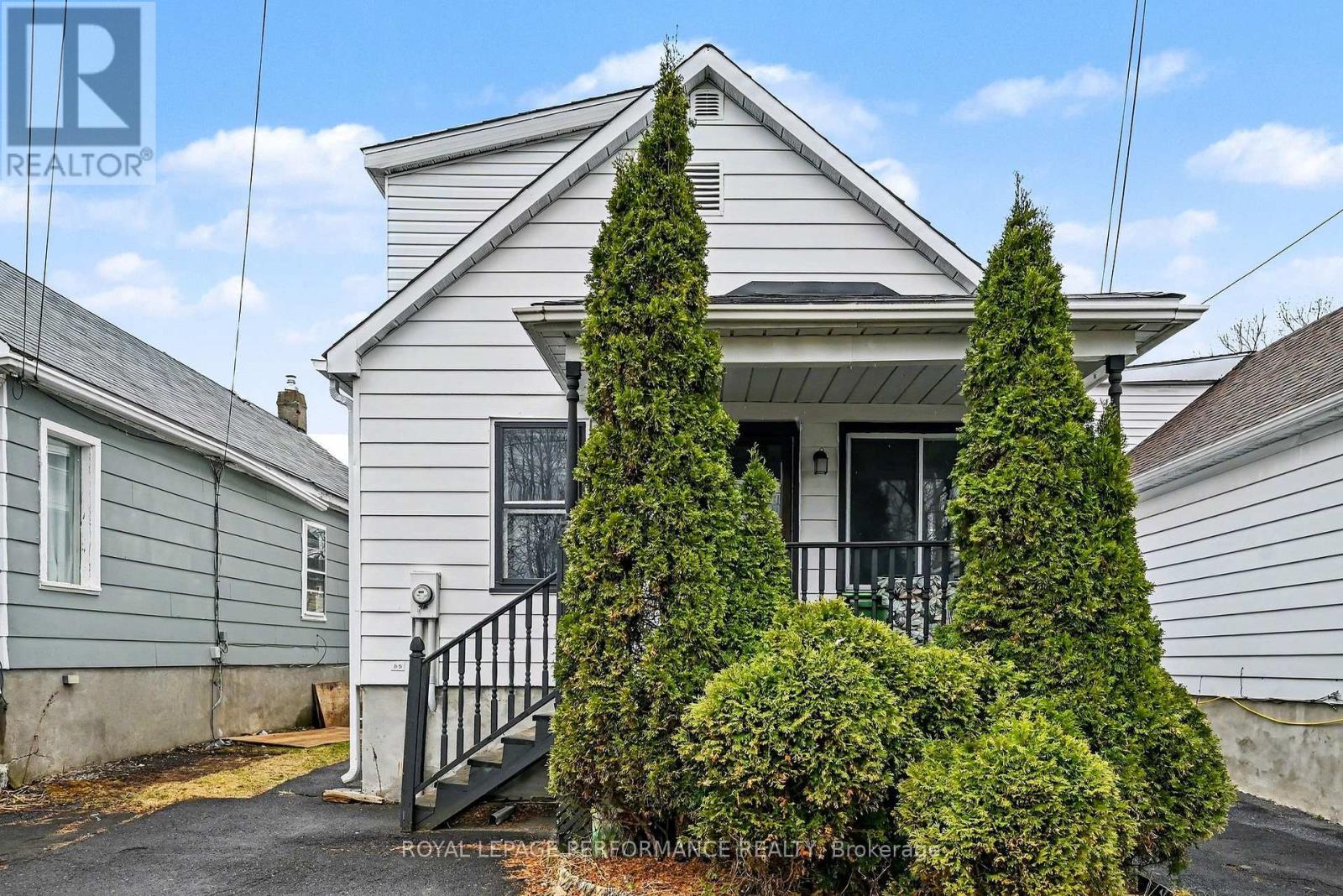 414 GILLESPIE AVENUE - 3