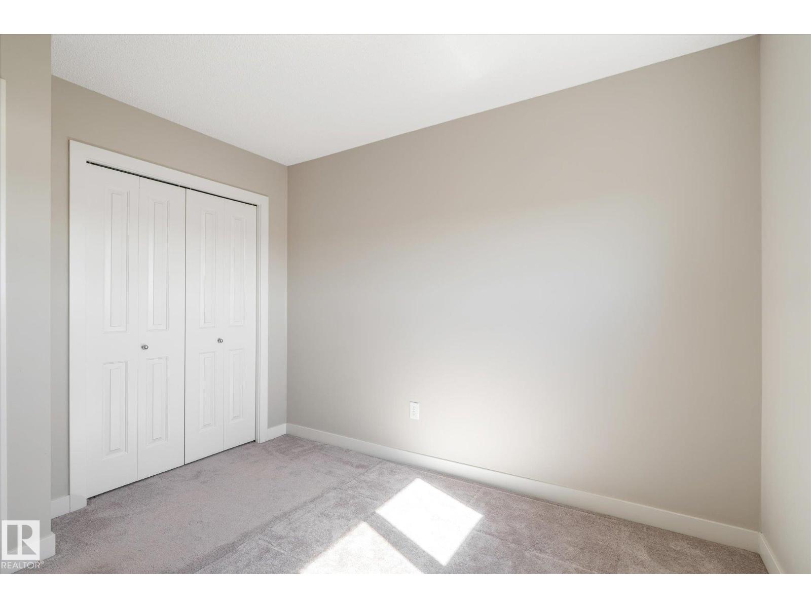 3217 11 AV NW, Edmonton