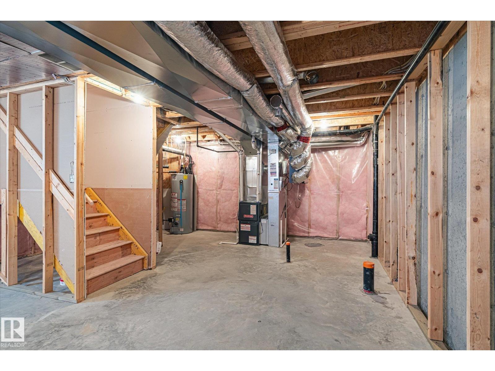 3217 11 AV NW, Edmonton