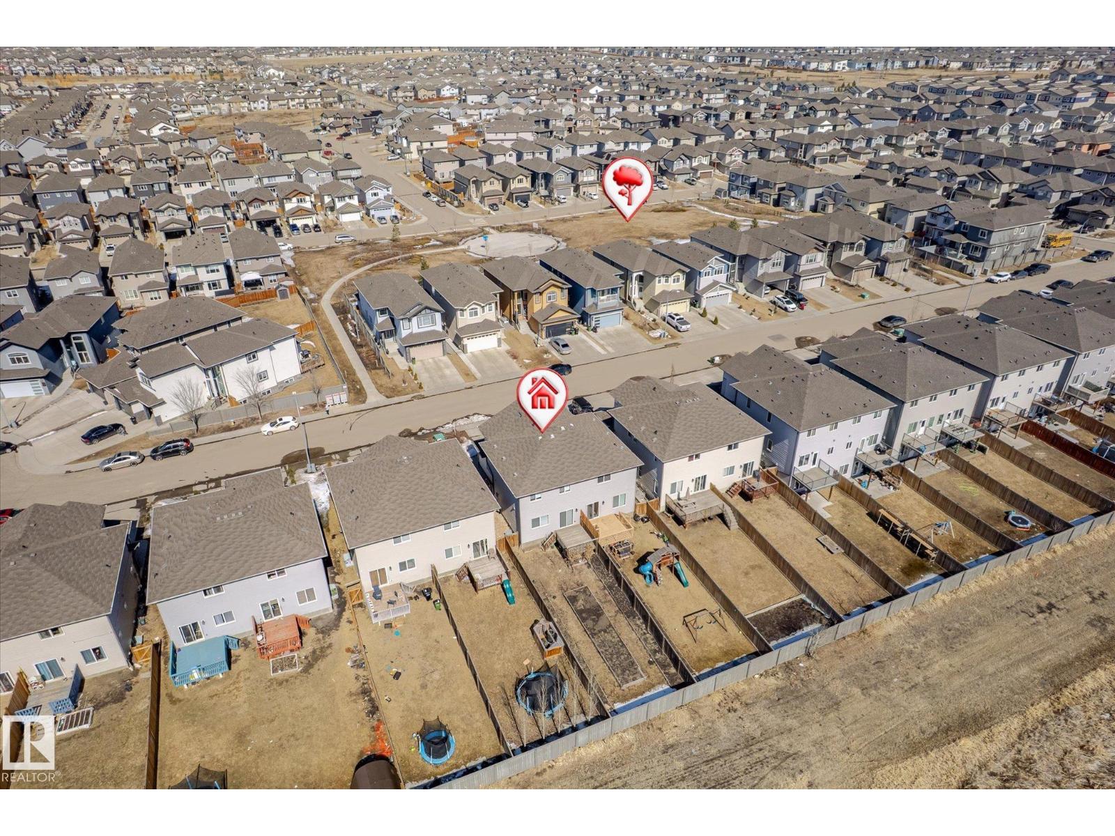 3217 11 AV NW, Edmonton