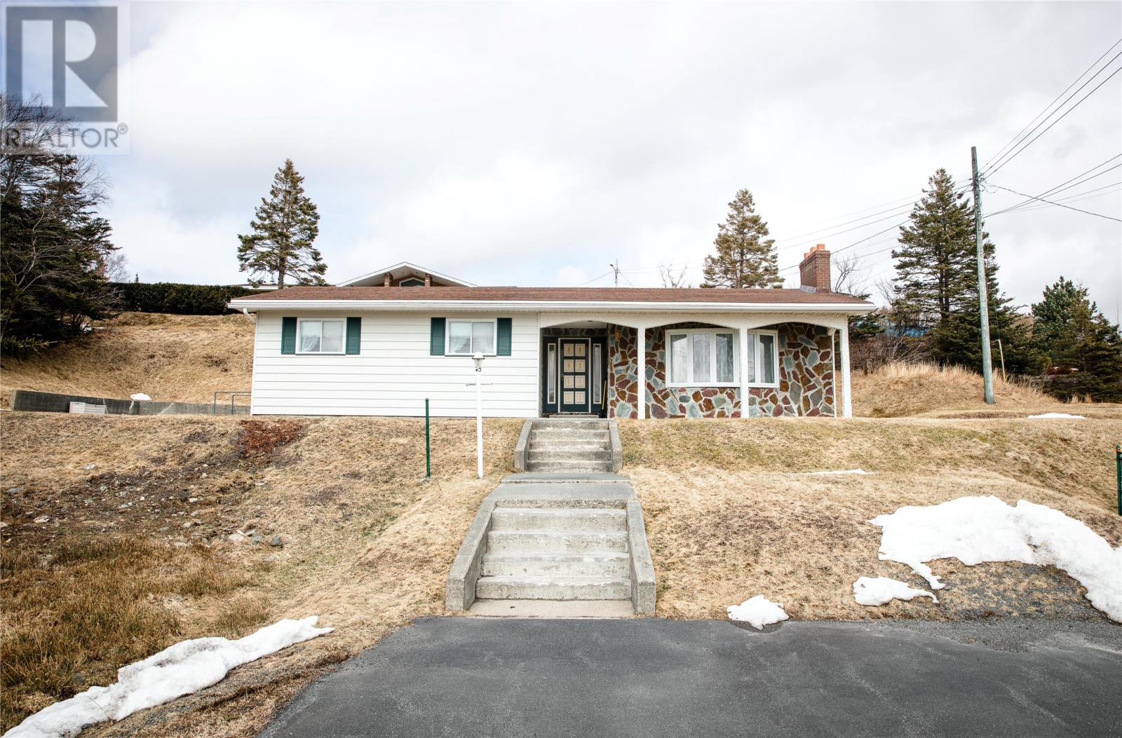 1128 Main Road - 1