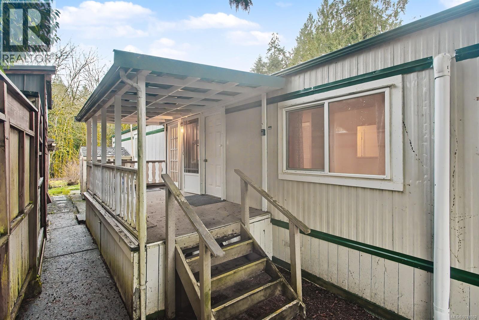 #104 1120 SHAWNIGAN MILL BAY RD - 8