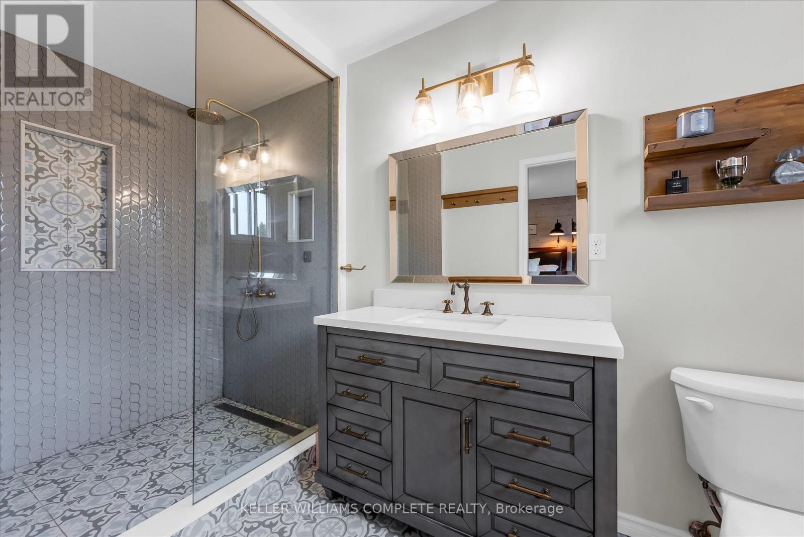 16 HOMELAND AVENUE - 20